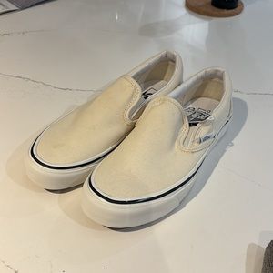 Brand new -vans slip on sneakers